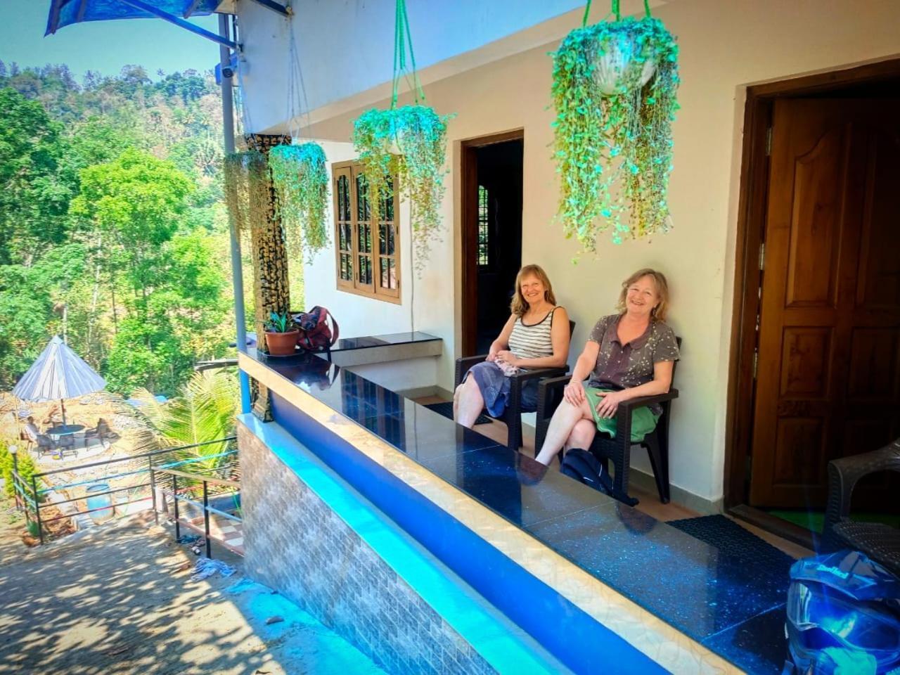 Mistey Valley Munnar Villa Anachal Exterior photo